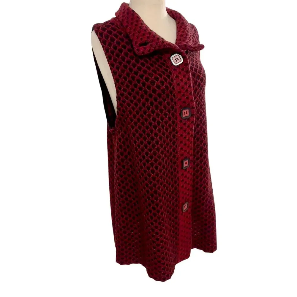 Habitat Women’s Medium Red Black Sleeveless Knit Sweater Vest Button Front
